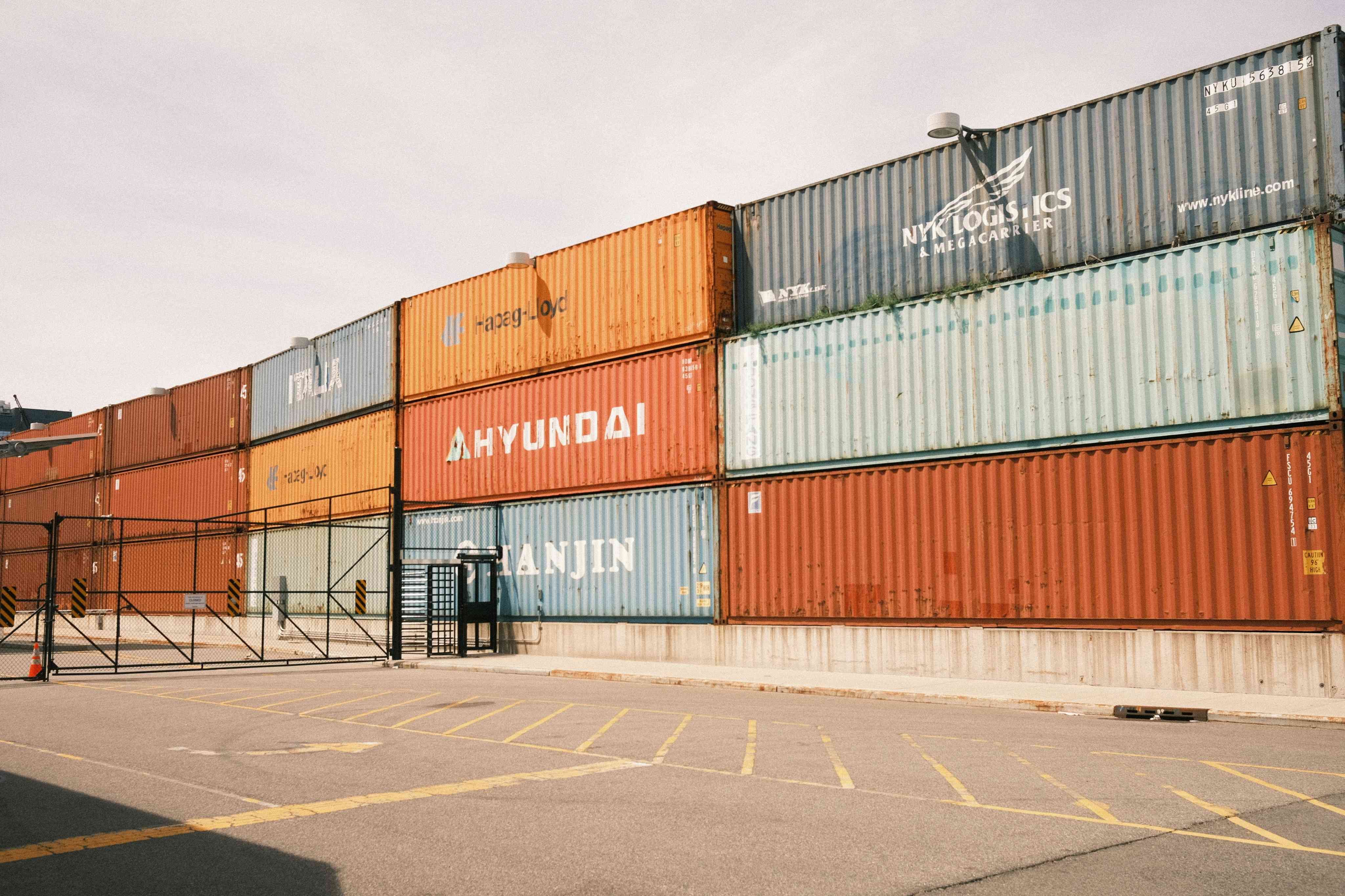 40ft Shipping Container